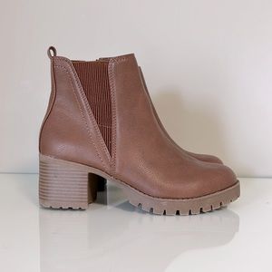 Time & Tru chucky heel boots